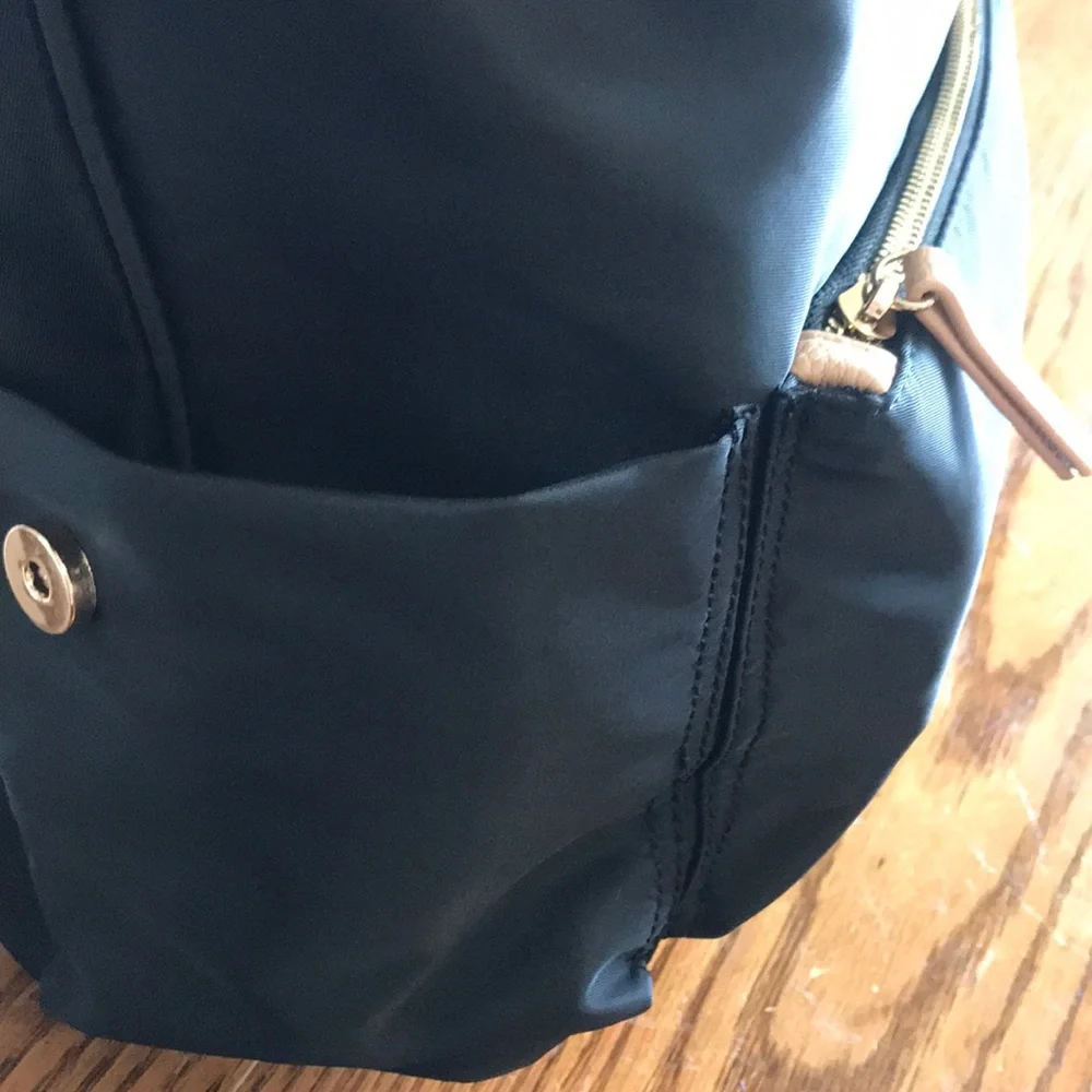 Tommy Bahama new nylon